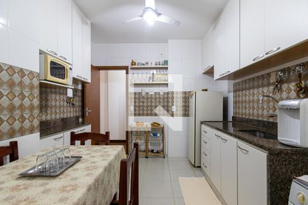 Apartamento à venda com 90m², 3 quartos e 1 vaga Apartamento à venda com 90m², 3 quartos e 1 vagaCozinha