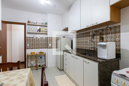 Apartamento à venda com 90m², 3 quartos e 1 vaga Apartamento à venda com 90m², 3 quartos e 1 vagaCozinha