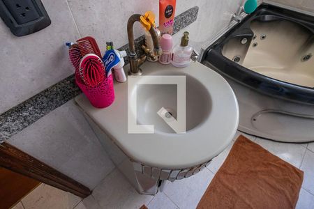 Apartamento à venda com 136m², 3 quartos e 1 vaga Apartamento à venda com 136m², 3 quartos e 1 vagaSuíte - Banheiro