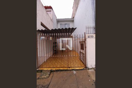 Casa à venda com 80m², 2 quartos e 1 vaga Casa à venda com 80m², 2 quartos e 1 vagaFachada