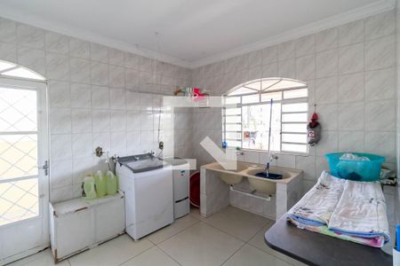Casa à venda com 500m², 4 quartos e 10 vagasLavanderia