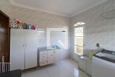 Casa à venda com 500m², 4 quartos e 10 vagasLavanderia