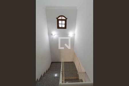 Casa à venda com 500m², 4 quartos e 10 vagasEscada