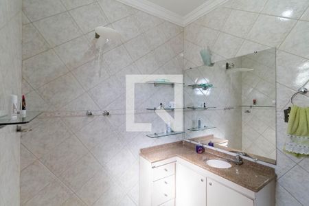 Casa à venda com 500m², 4 quartos e 10 vagasBanheiro da suíte 