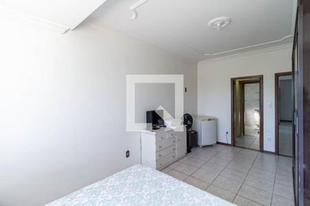 Casa à venda com 500m², 4 quartos e 10 vagasSuíte 