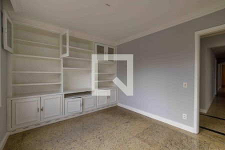 Casa de condomínio à venda com 700m², 8 quartos e 5 vagasQuarto 4