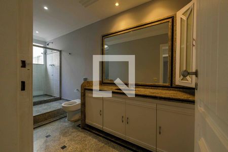 Casa de condomínio à venda com 700m², 8 quartos e 5 vagasBanheiro da Suíte 2