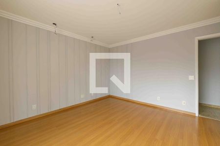 Casa de condomínio à venda com 700m², 8 quartos e 5 vagasQuarto 1