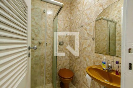 Casa de condomínio à venda com 700m², 8 quartos e 5 vagasBanheiro de Serviço