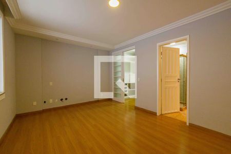 Casa de condomínio à venda com 700m², 8 quartos e 5 vagasSuíte 1