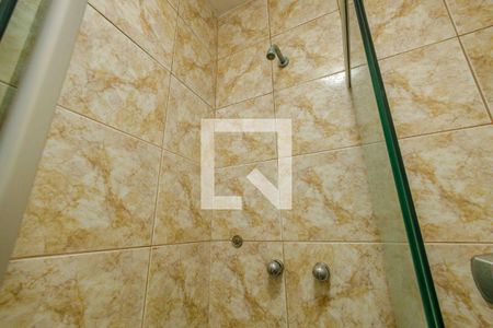 Casa de condomínio à venda com 700m², 8 quartos e 5 vagasBanheiro de Serviço