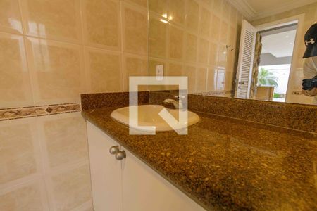 Casa de condomínio à venda com 700m², 8 quartos e 5 vagasBanheiro Social 3