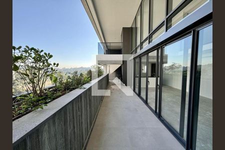 Apartamento à venda com 4 quartos, 330m² em Real Parque, São Paulo