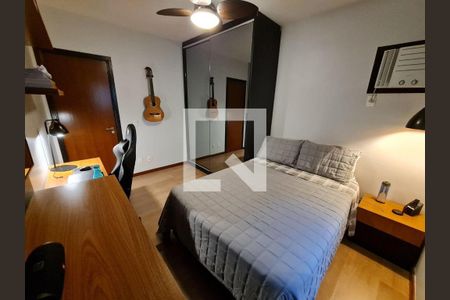 Casa à venda com 4 quartos, 268m² em Itaipu, Niterói