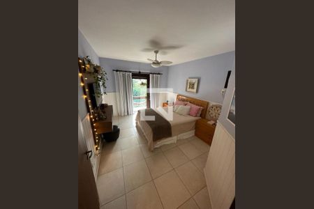 Casa à venda com 4 quartos, 268m² em Itaipu, Niterói