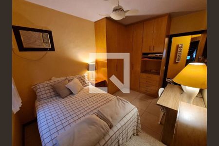 Casa à venda com 4 quartos, 268m² em Itaipu, Niterói