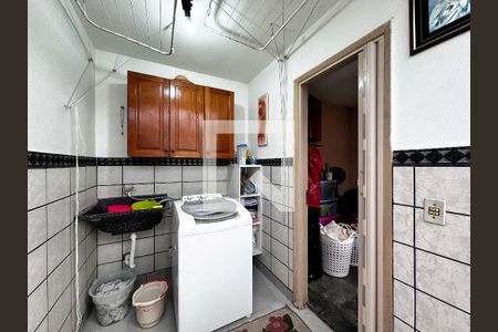 Casa à venda com 120m², 3 quartos e 2 vagasÁrea de Serviço