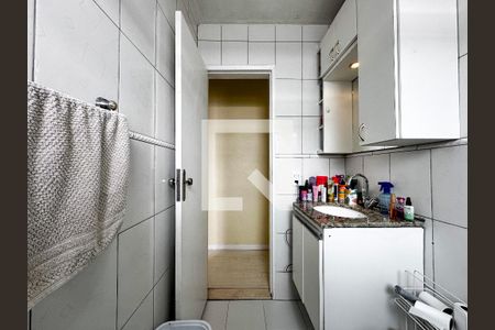 Casa à venda com 120m², 3 quartos e 2 vagasBanheiro