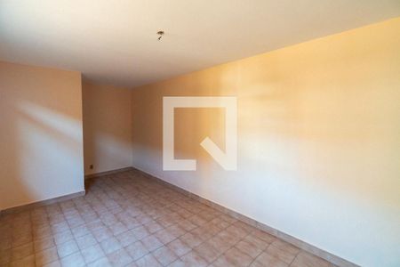 Casa à venda com 400m², 3 quartos e 2 vagasQuarto dos Fundos