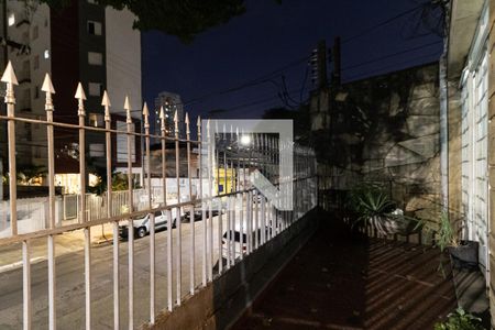Casa à venda com 80m², 3 quartos e 1 vaga Casa à venda com 80m², 3 quartos e 1 vagaVaranda