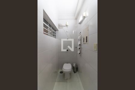 Casa à venda com 80m², 3 quartos e 1 vaga Casa à venda com 80m², 3 quartos e 1 vagaBanheiro 1