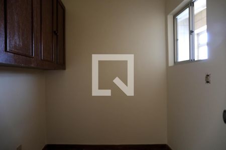 Apartamento à venda com 79m², 2 quartos e 1 vaga Apartamento à venda com 79m², 2 quartos e 1 vagaQuarto de Serviço