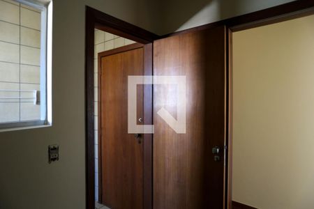 Apartamento à venda com 79m², 2 quartos e 1 vaga Apartamento à venda com 79m², 2 quartos e 1 vagaQuarto de Serviço