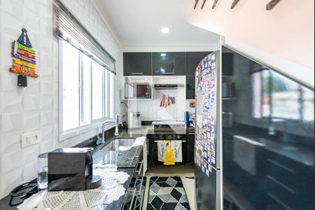 Apartamento à venda com 104m², 2 quartos e 2 vagasCozinha