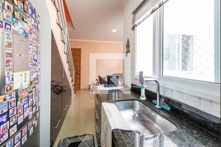 Apartamento à venda com 104m², 2 quartos e 2 vagasCozinha