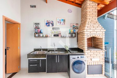 Apartamento à venda com 104m², 2 quartos e 2 vagasÁrea de Serviço e Churrasqueira