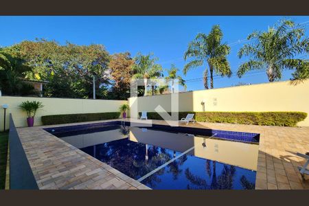 Apartamento à venda com 74m², 2 quartos e 2 vagas Apartamento à venda com 74m², 2 quartos e 2 vagasÁrea comum - Piscina