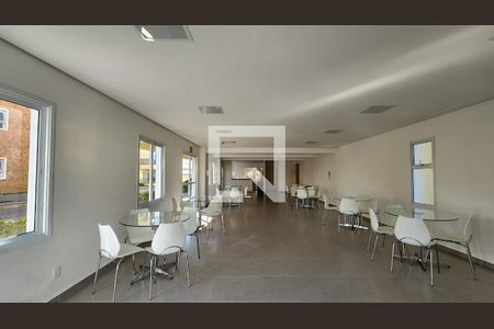 Apartamento à venda com 74m², 2 quartos e 2 vagas Apartamento à venda com 74m², 2 quartos e 2 vagasÁrea comum - Salão de festas