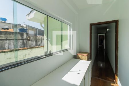 Casa à venda com 158m², 4 quartos e 4 vagasCorredor