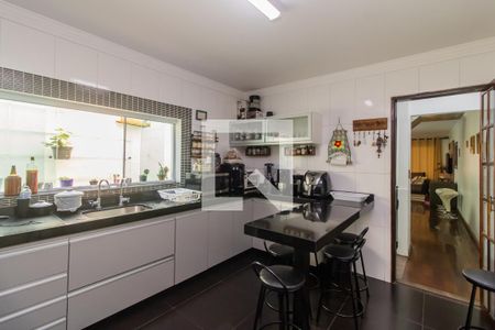 Casa à venda com 158m², 4 quartos e 4 vagasCozinha