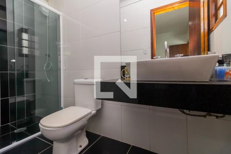 Casa à venda com 158m², 4 quartos e 4 vagasBanheiro 3