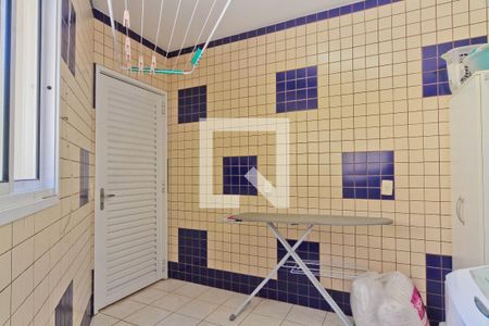 Casa para alugar com 450m², 4 quartos e 4 vagas Casa para alugar com 450m², 4 quartos e 4 vagasÁrea de Serviço