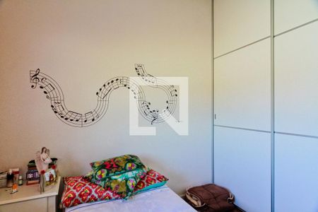 Casa para alugar com 450m², 4 quartos e 4 vagas Casa para alugar com 450m², 4 quartos e 4 vagasQuarto 2