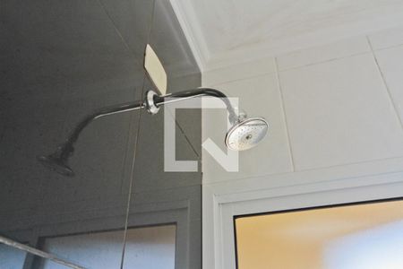 Casa para alugar com 450m², 4 quartos e 4 vagas Casa para alugar com 450m², 4 quartos e 4 vagasBanheiro da Suíte 2