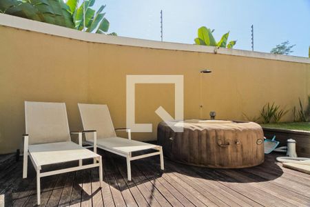 Casa para alugar com 450m², 4 quartos e 4 vagas Casa para alugar com 450m², 4 quartos e 4 vagasÁrea externa