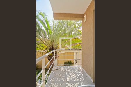 Casa para alugar com 450m², 4 quartos e 4 vagas Casa para alugar com 450m², 4 quartos e 4 vagasVaranda