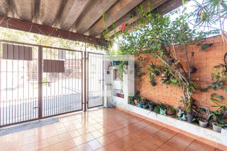 Casa à venda com 179m², 3 quartos e 6 vagasGaragem