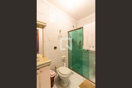 Casa à venda com 179m², 3 quartos e 6 vagasBanheiro 2