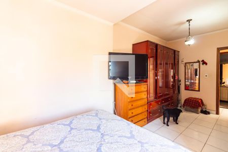 Casa à venda com 179m², 3 quartos e 6 vagasQuarto 2