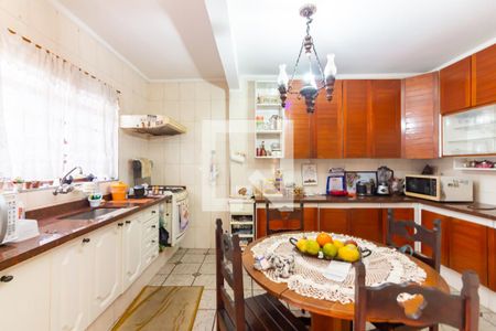 Casa à venda com 179m², 3 quartos e 6 vagasCozinha