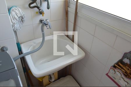 Apartamento à venda com 74m², 3 quartos e 1 vagaÁrea de Serviço