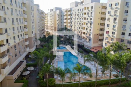 Apartamento à venda com 74m², 3 quartos e 1 vagaÁrea comum - Piscina