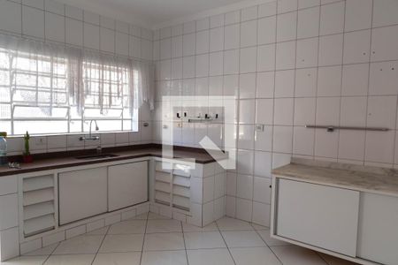 Casa à venda com 290m², 5 quartos e 1 vagaCozinha