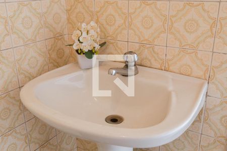 Casa à venda com 290m², 5 quartos e 1 vagaBanheiro de Serviço