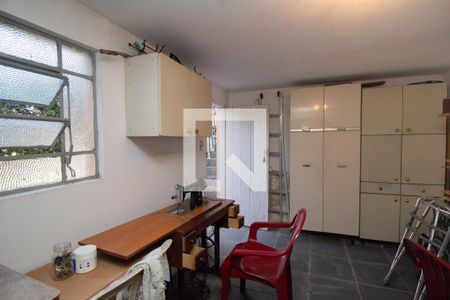 Casa à venda com 300m², 3 quartos e 4 vagas Casa à venda com 300m², 3 quartos e 4 vagasQuarto de Serviço