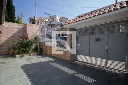 Casa à venda com 300m², 3 quartos e 4 vagas Casa à venda com 300m², 3 quartos e 4 vagasGaragem